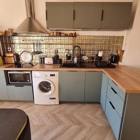 Sunny Apartment With Nice View In History City Center Aix-en-Provence Esterno foto